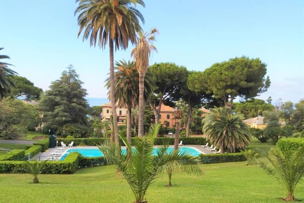 Апартаменты Casaviva - Beautiful Bilo With Shared Pool In Genova Nervi Экстерьер фото